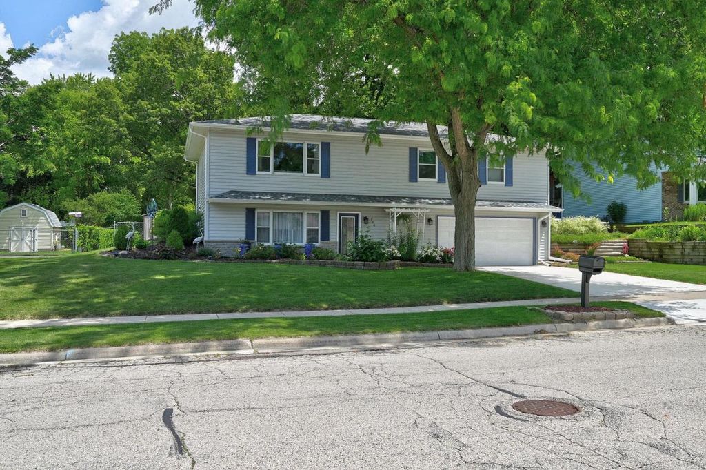 Photo of 760 Scott STREET, Oregon, WI 53575 (MLS # 2026707)