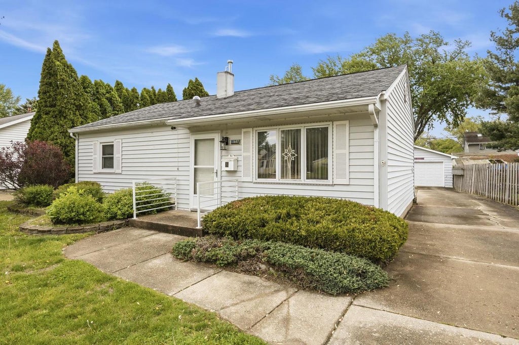 Photo of 1647 Cleveland STREET, Beloit, WI 53511 (MLS # 2023167)