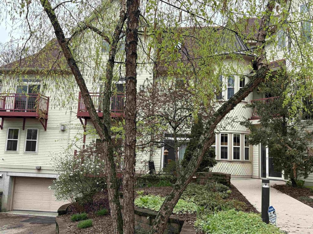 Photo of 1037 Williamson STREET #301, Madison, WI 53703 (MLS # 2021824)