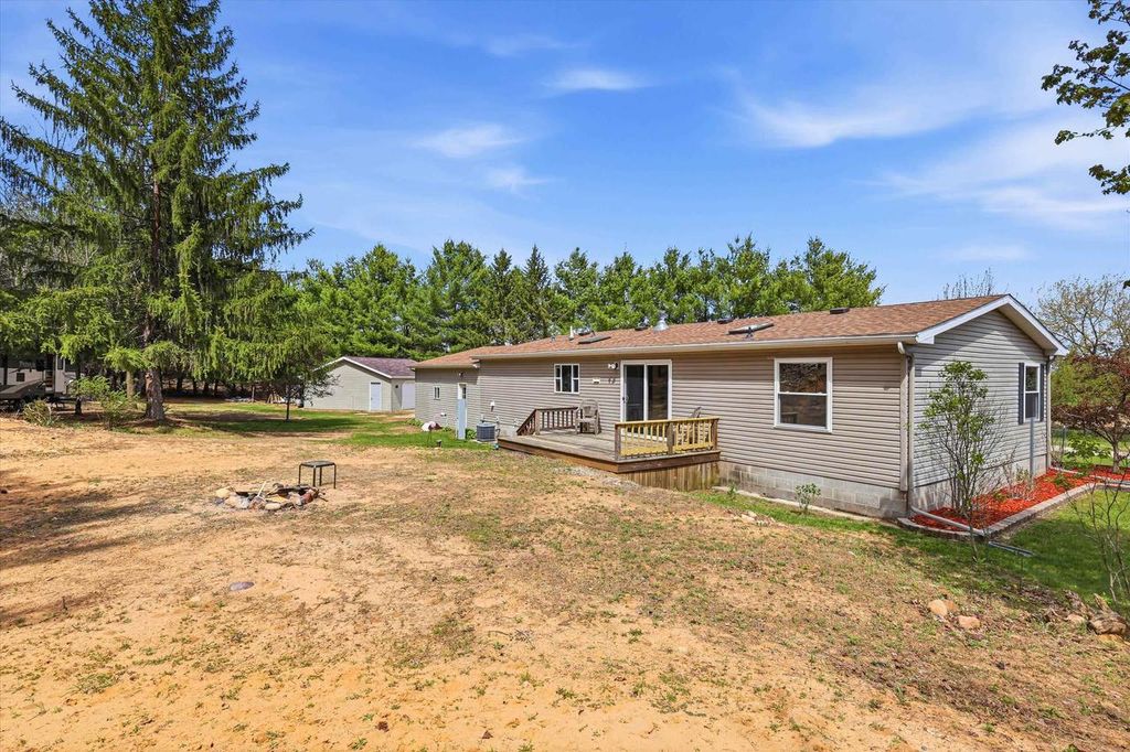 Photo of W4506 County Road Tt, Wild Rose, WI 54984 (MLS # 50325064)