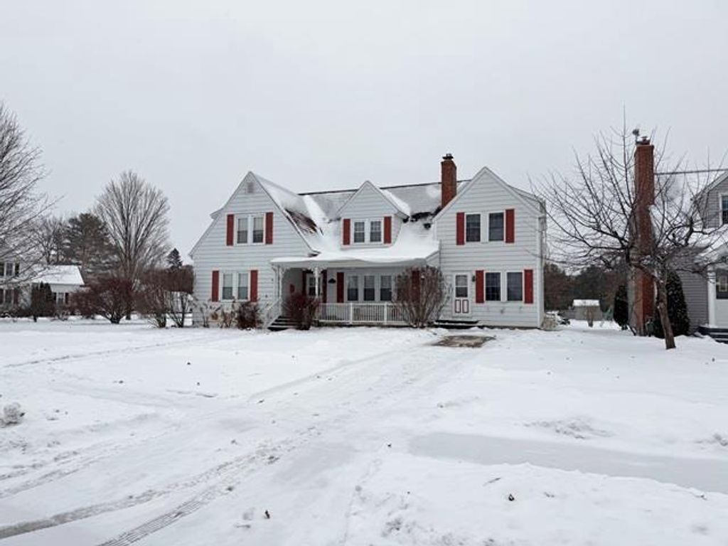 Photo of 3009 Riverside AVENUE, Marinette, WI 54143 (MLS # 50318954)