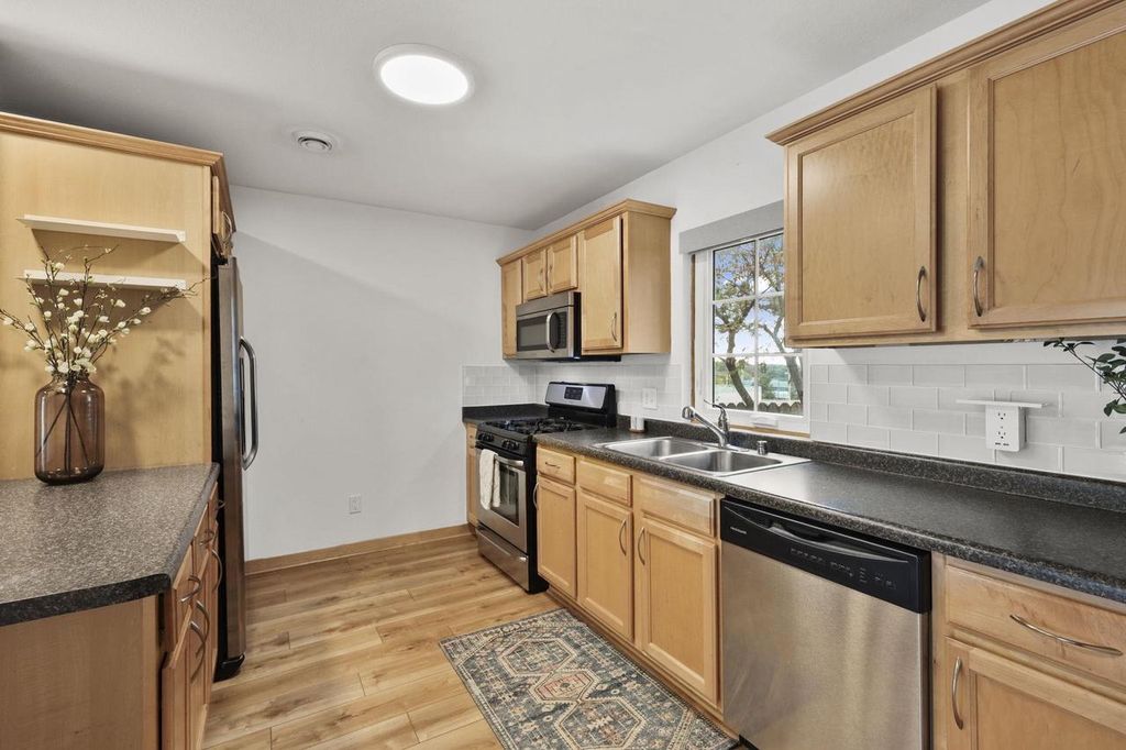 Photo of 2260 N Rusk AVENUE, Madison, WI 53713 (MLS # 2009732)