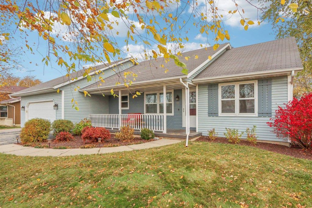 Photo of 406 School STREET, Marshall, WI 53559 (MLS # 2014421)