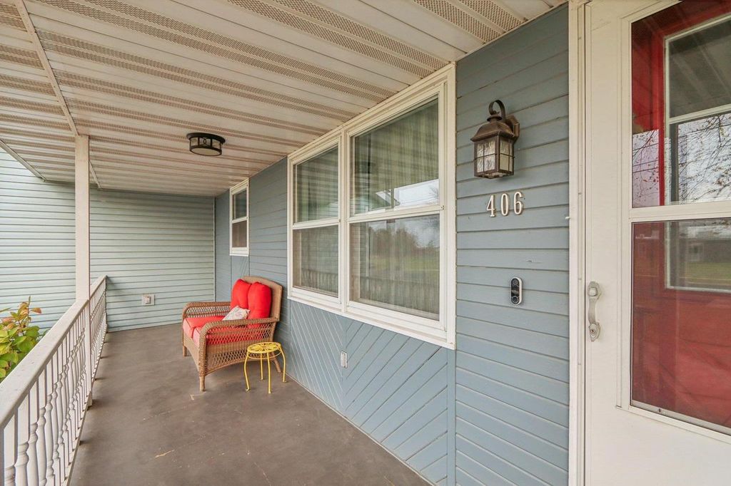 Photo of 406 School STREET, Marshall, WI 53559 (MLS # 2014421)