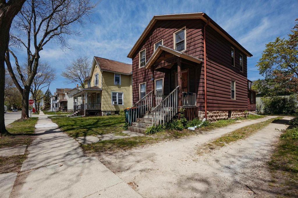 Photo of 153 E 2nd STREET, Fond Du Lac, WI 54935 (MLS # 50325197)