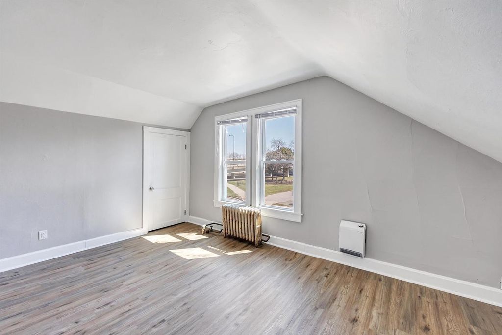 Photo of 712 S Maple AVENUE, Green Bay, WI 54304 (MLS # 50323643)