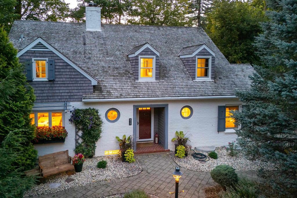 Photo of 825 McBride ROAD, Madison, WI 53704 (MLS # 2017458)