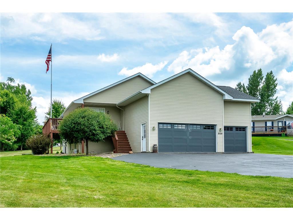Photo of 869 161st STREET, Hammond, WI 54015 (MLS # 7107126)