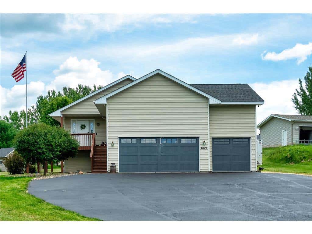 Photo of 869 161st STREET, Hammond, WI 54015 (MLS # 7107126)