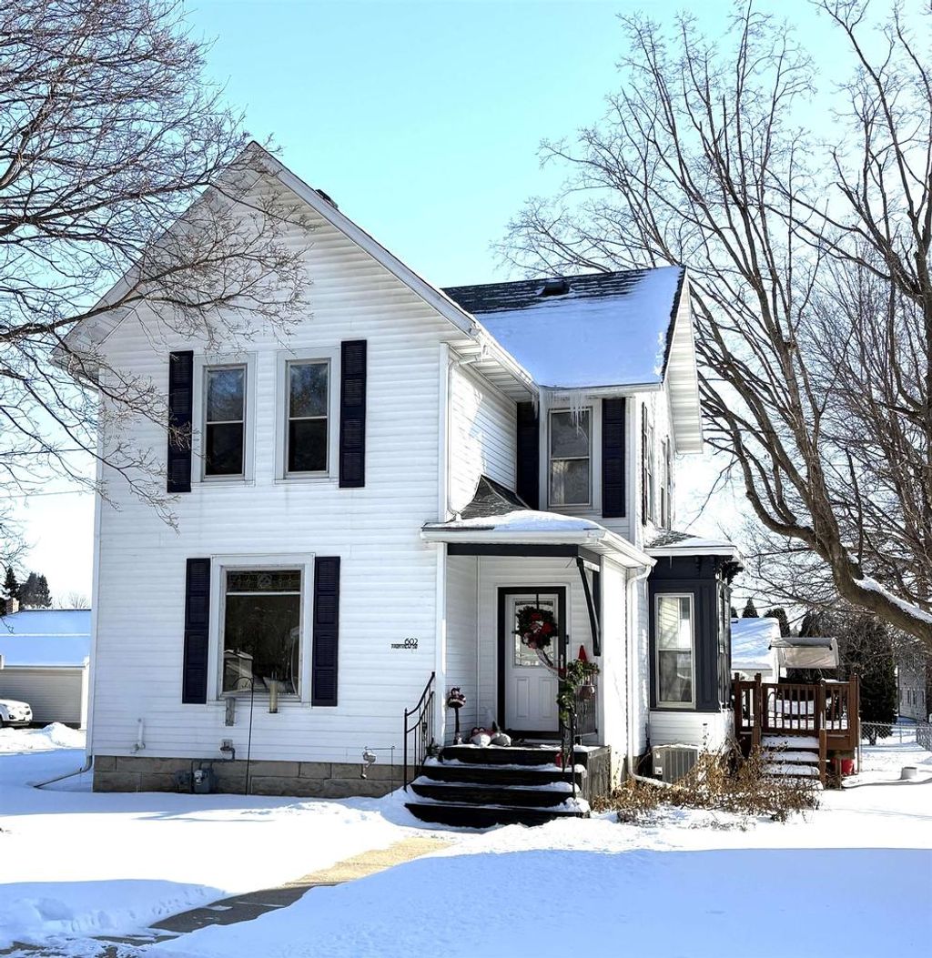 Photo of 602 Parkview DRIVE, Milton, WI 53563 (MLS # 2015386)