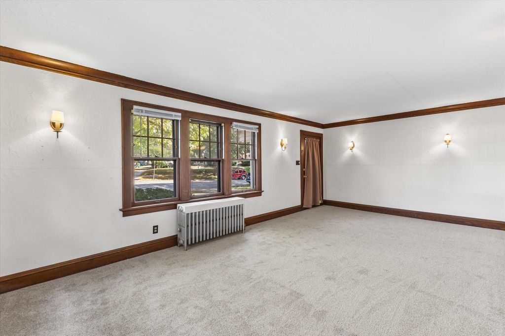 Photo of 3731 N Morris BOULEVARD #3733, Shorewood, WI 53211 (MLS # 1944363)