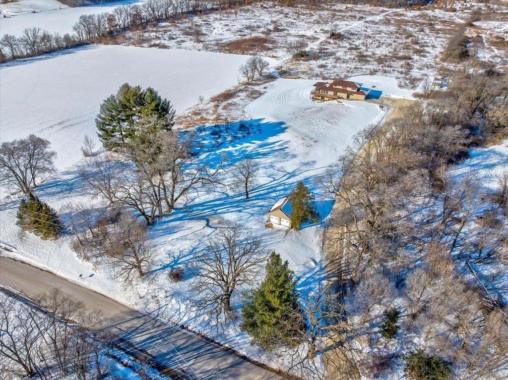 Photo of W2140 Behnke ROAD, Brooklyn, WI 53521 (MLS # 2015531)
