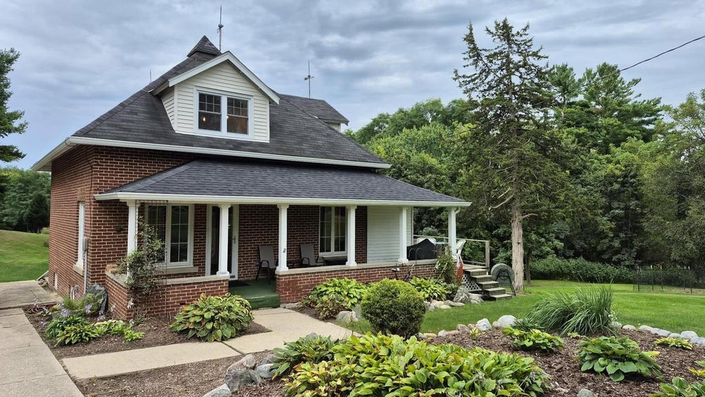 Photo of S1960 County F ROAD, Hillsboro, WI 54634 (MLS # 2031630)