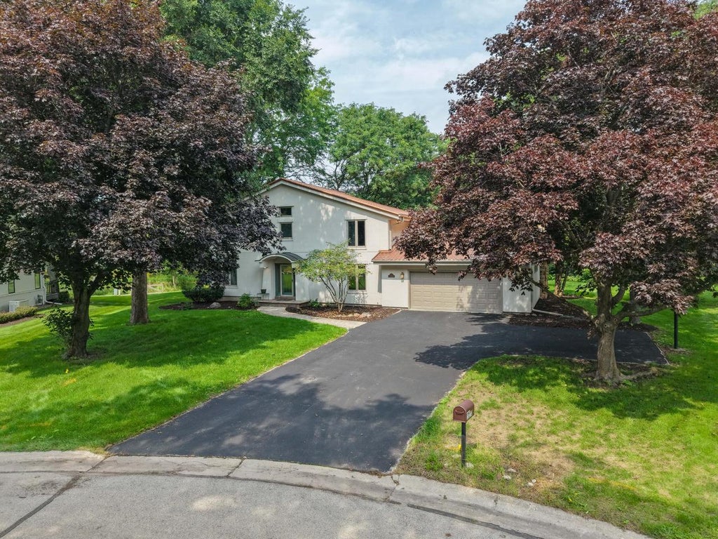 Photo of 15270 Red Fox LANE, Elm Grove, WI 53122 (MLS # 1975586)