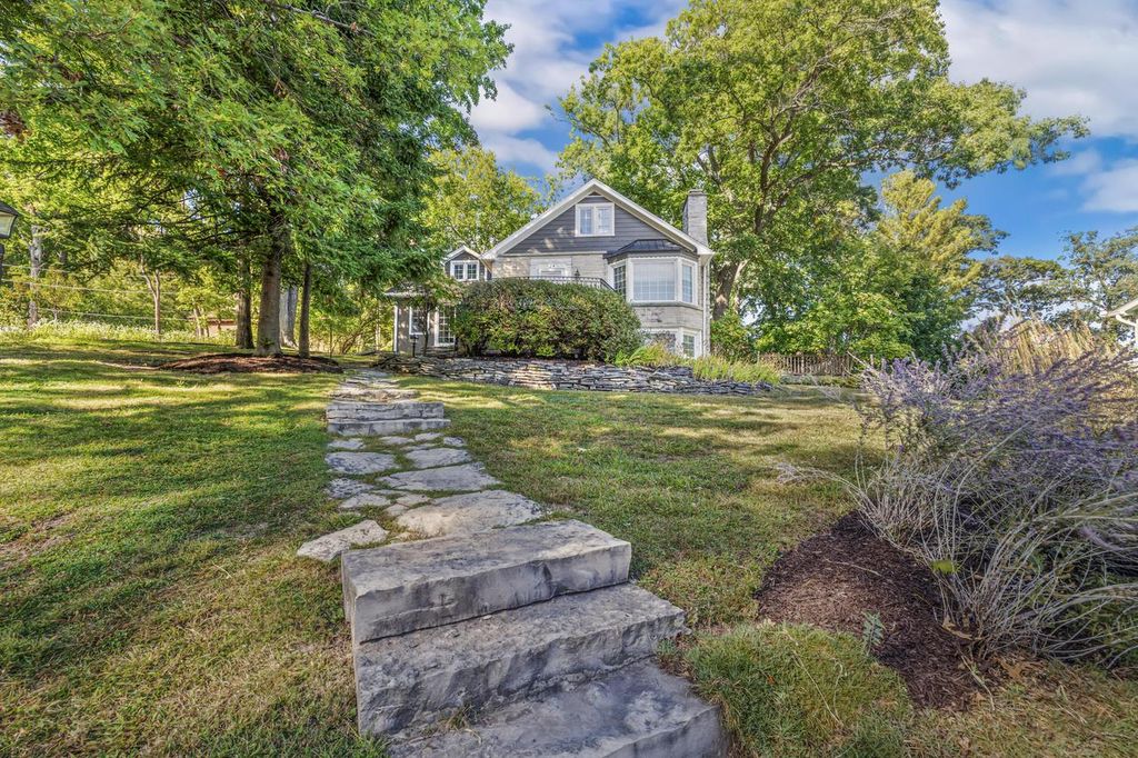 Photo of 24 Upper Loch Vista DRIVE, Williams Bay, WI 53191 (MLS # 1937999)