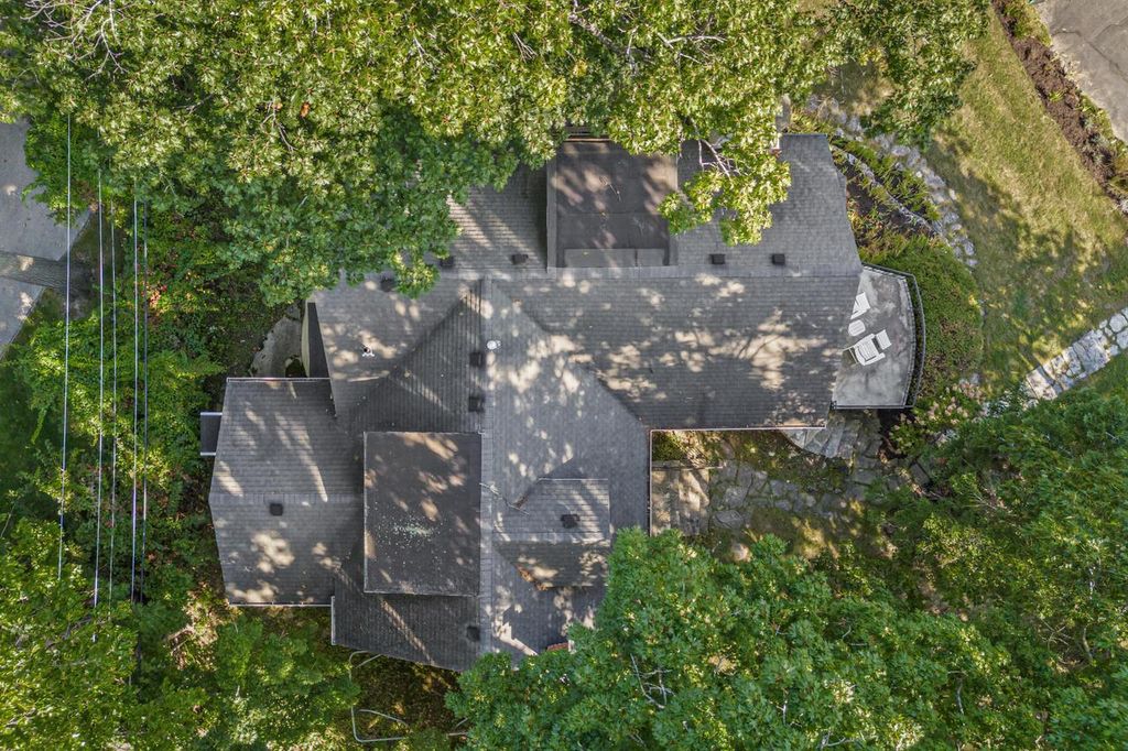 Photo of 24 Upper Loch Vista DRIVE, Williams Bay, WI 53191 (MLS # 1937999)