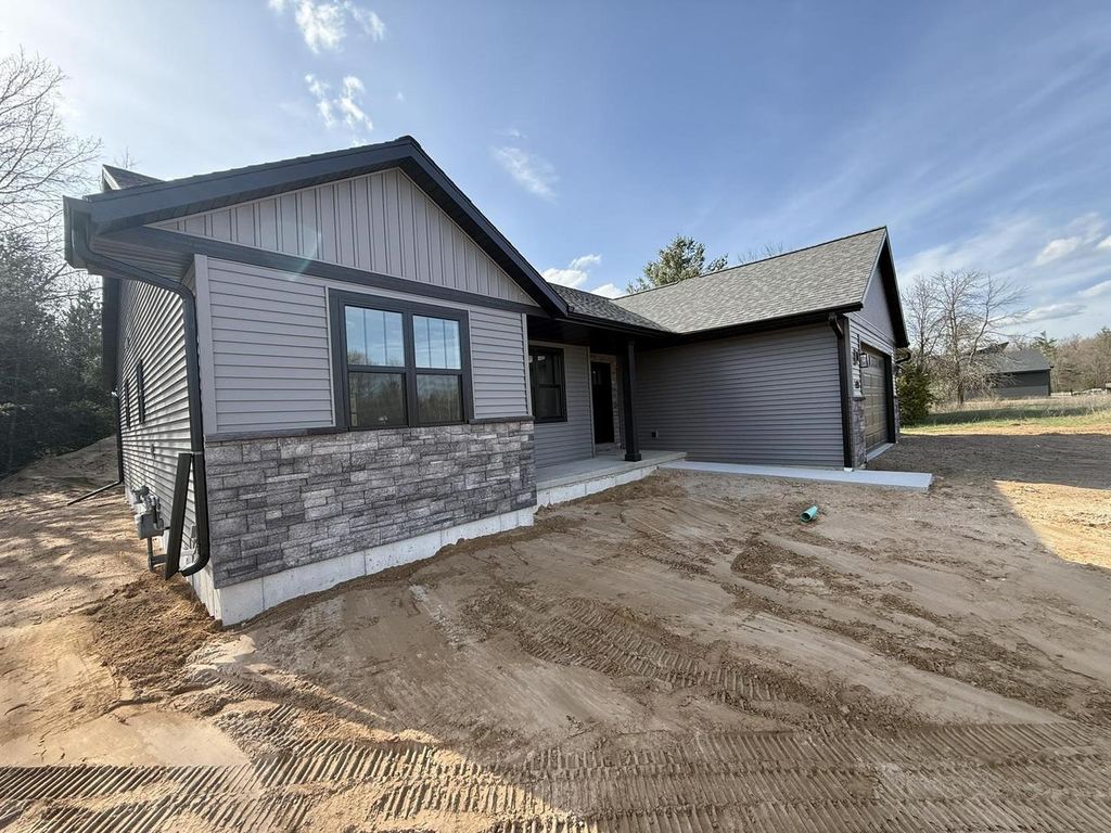 Photo of 790 Torrey Pines WAY, Plover, WI 54467 (MLS # 22505629)