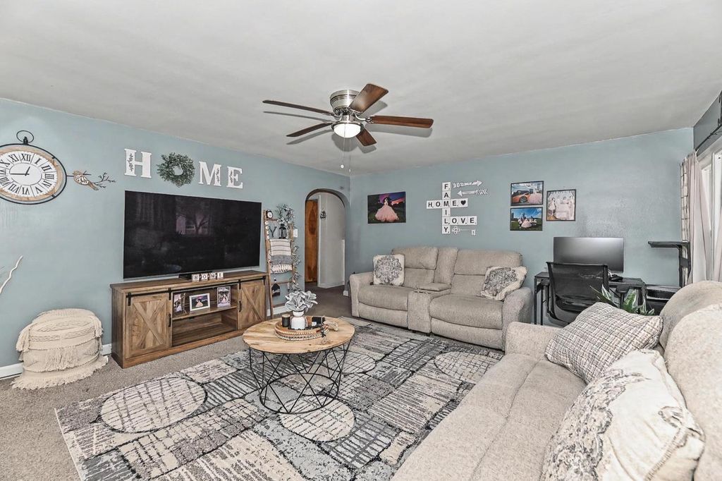 Photo of 3121 S 54th STREET #3119, Milwaukee, WI 53219 (MLS # 1950021)