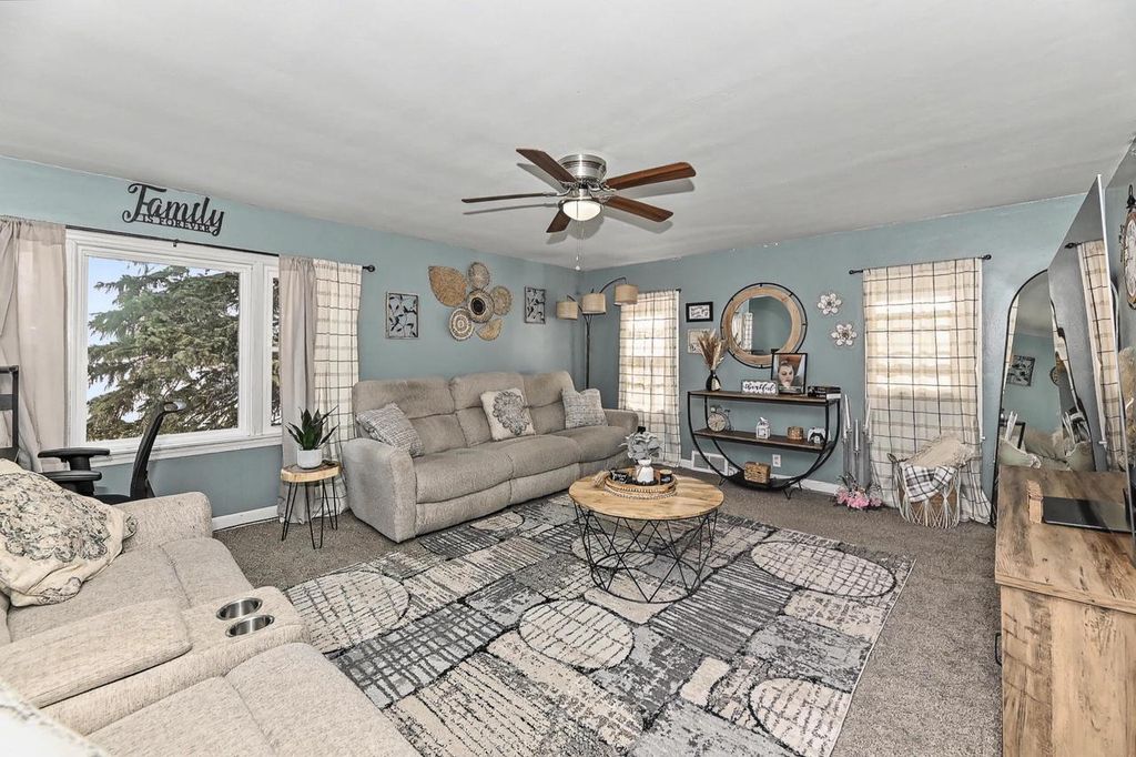 Photo of 3121 S 54th STREET #3119, Milwaukee, WI 53219 (MLS # 1950021)