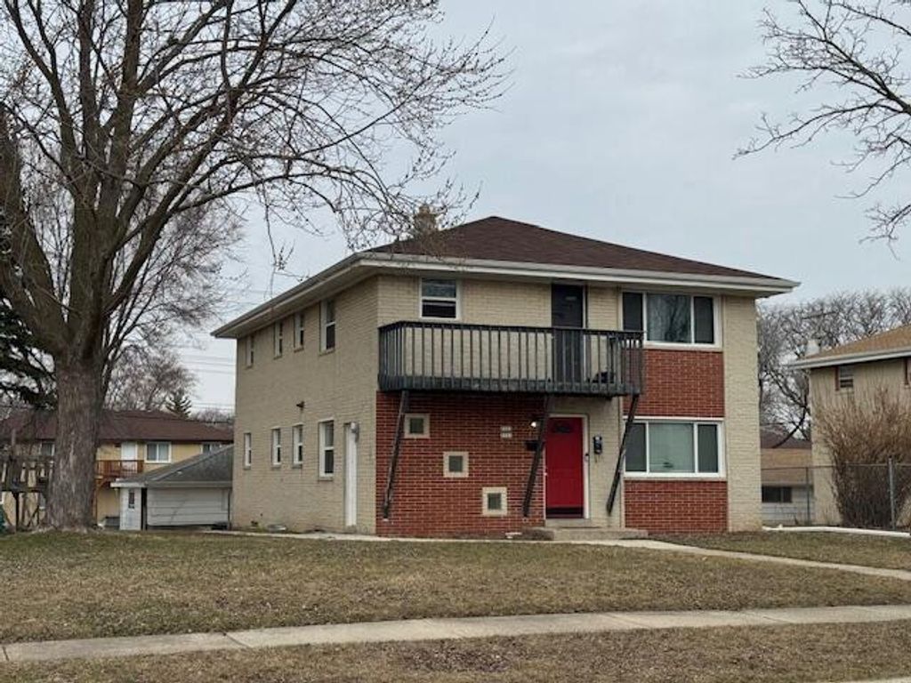 Photo of 5721 N 90th STREET, Milwaukee, WI 53225 (MLS # 1955742)