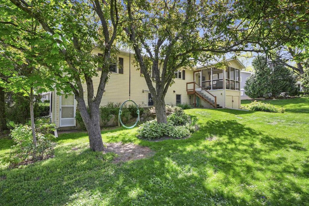 Photo of 1410 Shirley STREET, Middleton, WI 53562 (MLS # 2023353)