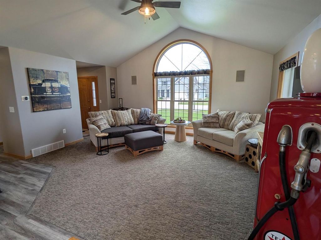 Photo of 501 Crowfoot AVENUE, Fond Du Lac, WI 54935 (MLS # 50324035)