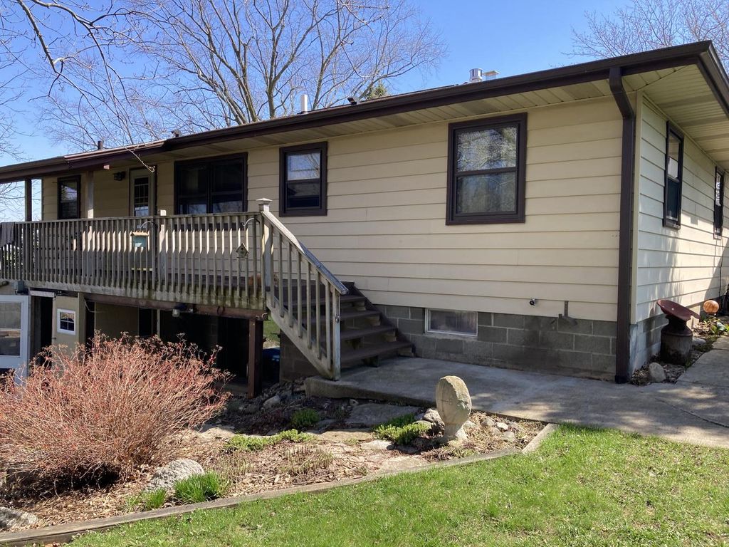 Photo of W4918 County ROAD NORTH ROAD N, Waldo, WI 53093 (MLS # 1959010)