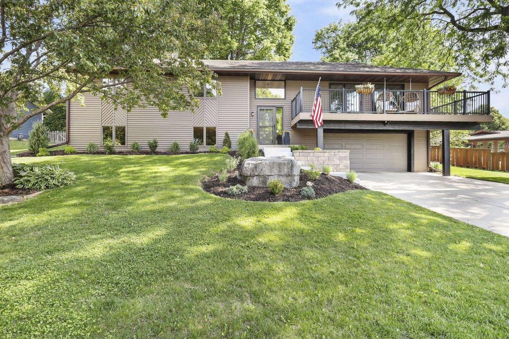 Photo of 7208 Friendship LANE, Middleton, WI 53562 (MLS # 2024903)