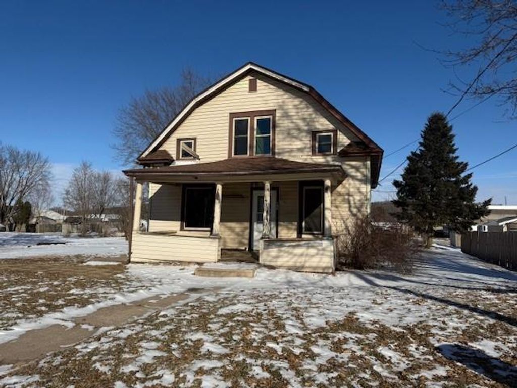 Photo of 128 E Broadway STREET, Blair, WI 54616 (MLS # 1598137)
