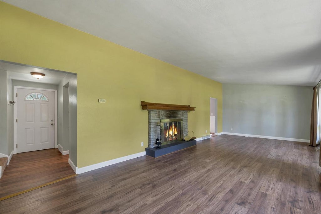 Photo of 2730 Oakwood DRIVE, Green Bay, WI 54304 (MLS # 50329146)