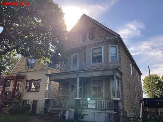 Photo of 2429 W Burnham STREET #2429A, Milwaukee, WI 53204 (MLS # 1937518)