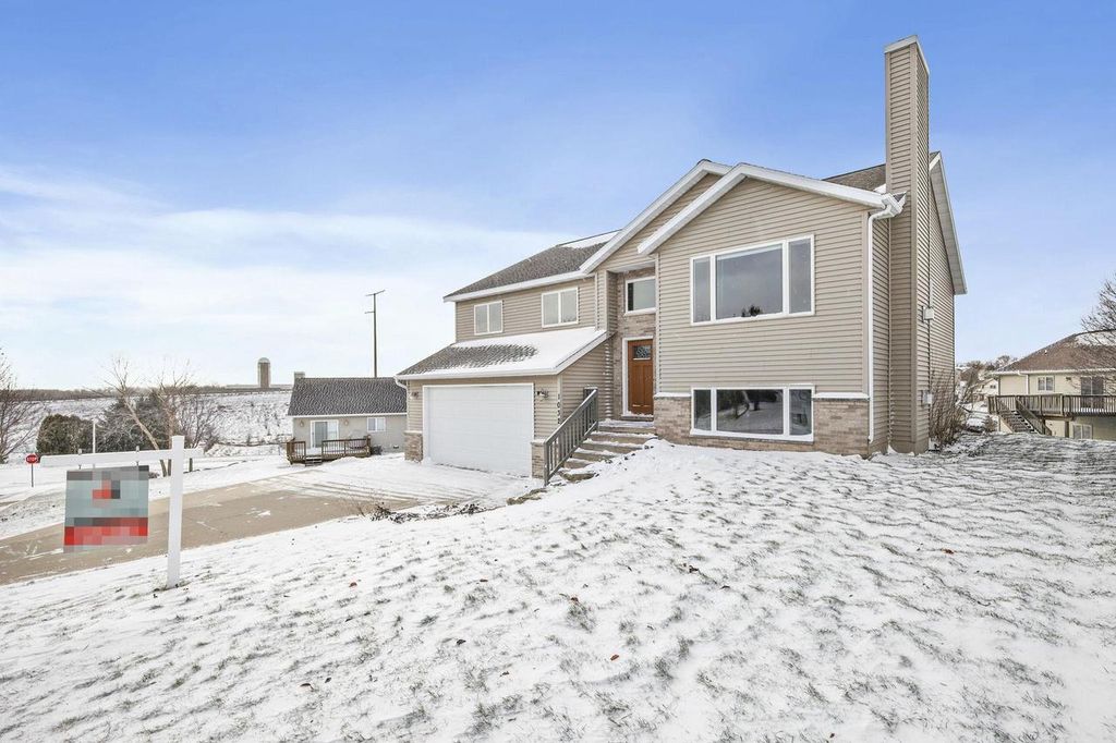 Photo of 1032 VISTA RIDGE DRIVE, Mount Horeb, WI 53572 (MLS # 2014339)