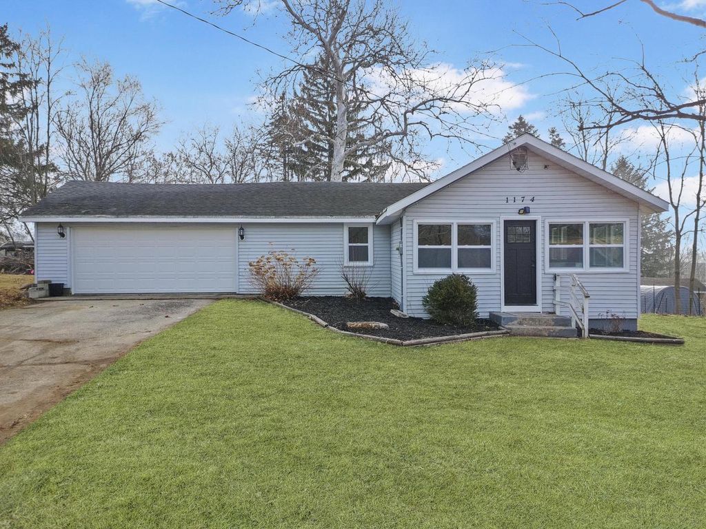 Photo of N1174 Rosewood DRIVE, Genoa City, WI 53128 (MLS # 1952802)