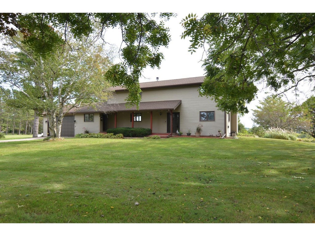 Photo of 1890 County Road W, Stoughton, WI 53589 (MLS # 2032653)