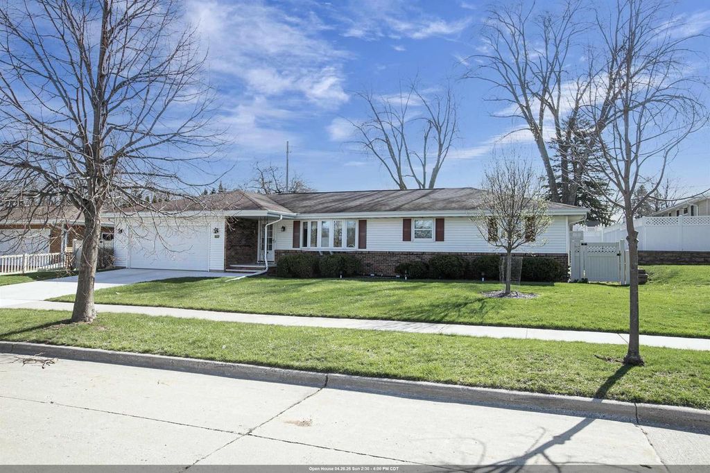 Photo of 1508 N Eugene STREET, Appleton, WI 54914 (MLS # 50324169)