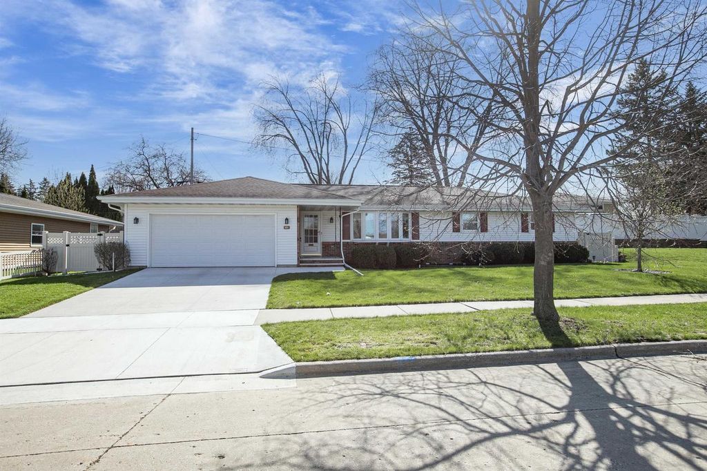 Photo of 1508 N Eugene STREET, Appleton, WI 54914 (MLS # 50324169)