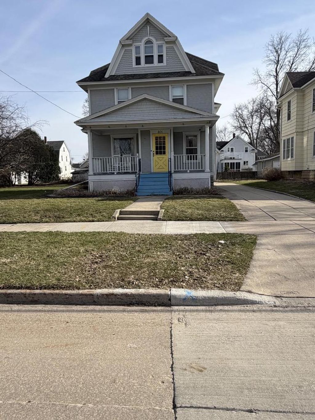 Photo of 501 W Bent AVENUE, Oshkosh, WI 54901 (MLS # 50324114)