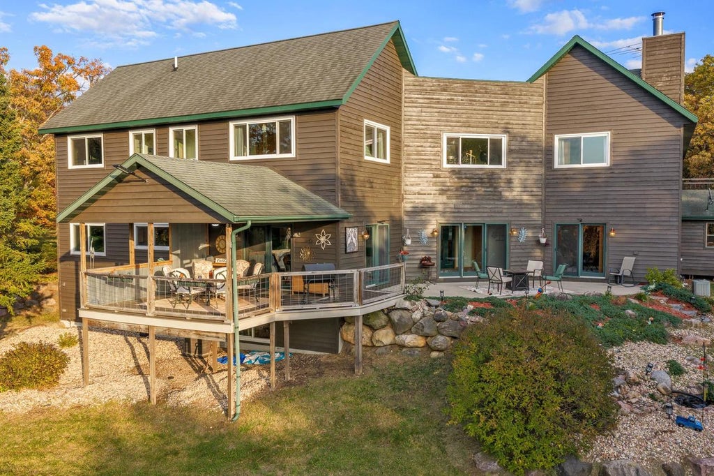 Photo of E9245 Oakleaf LANE, Wisconsin Dells, WI 53965 (MLS # 2035274)