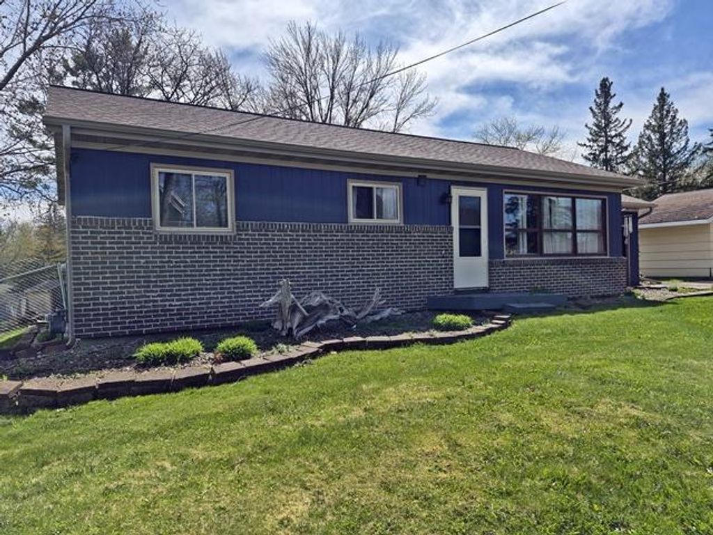 Photo of 820 Western STREET, Marshfield, WI 54449 (MLS # 22601248)