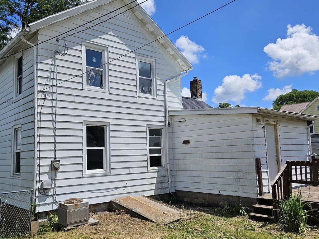 Photo of 414 Lake STREET, Baraboo, WI 53913 (MLS # 2028176)