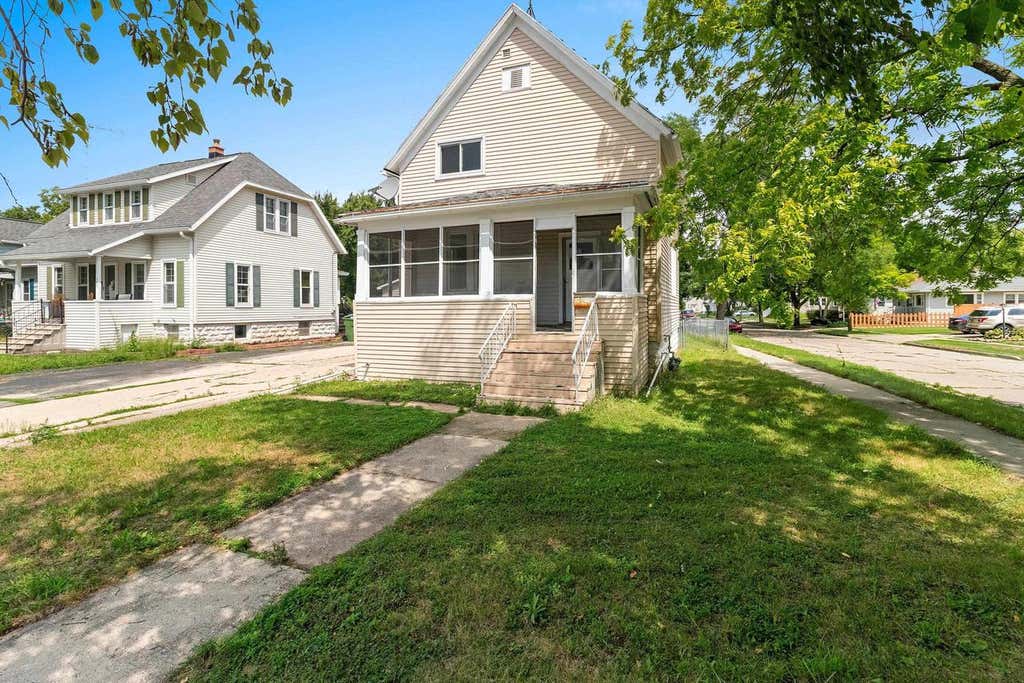 Photo of 391 4th STREET, Fond Du Lac, WI 54935 (MLS # 50330744)