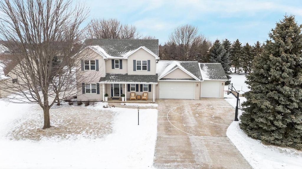 Photo of W6054 Zinnia DRIVE, Appleton, WI 54915 (MLS # 50320796)