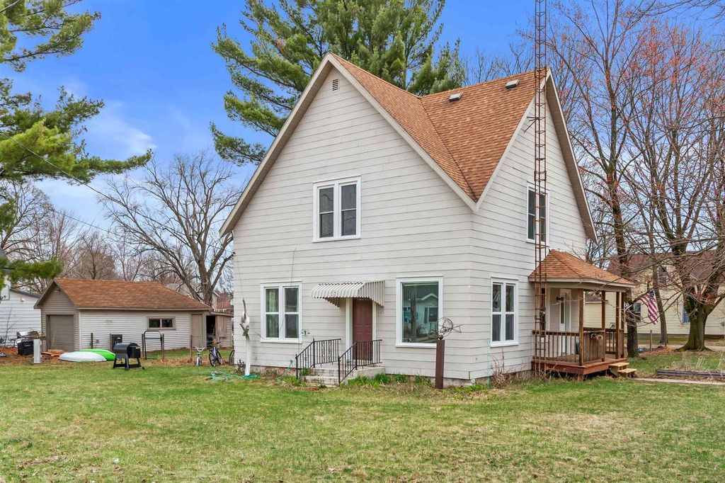 Photo of 545 Division STREET, Wild Rose, WI 54984 (MLS # 50323741)