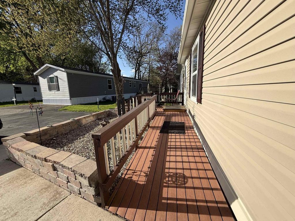 Photo of 194 Hunters GLEN, Baraboo, WI 53913 (MLS # 2022324)