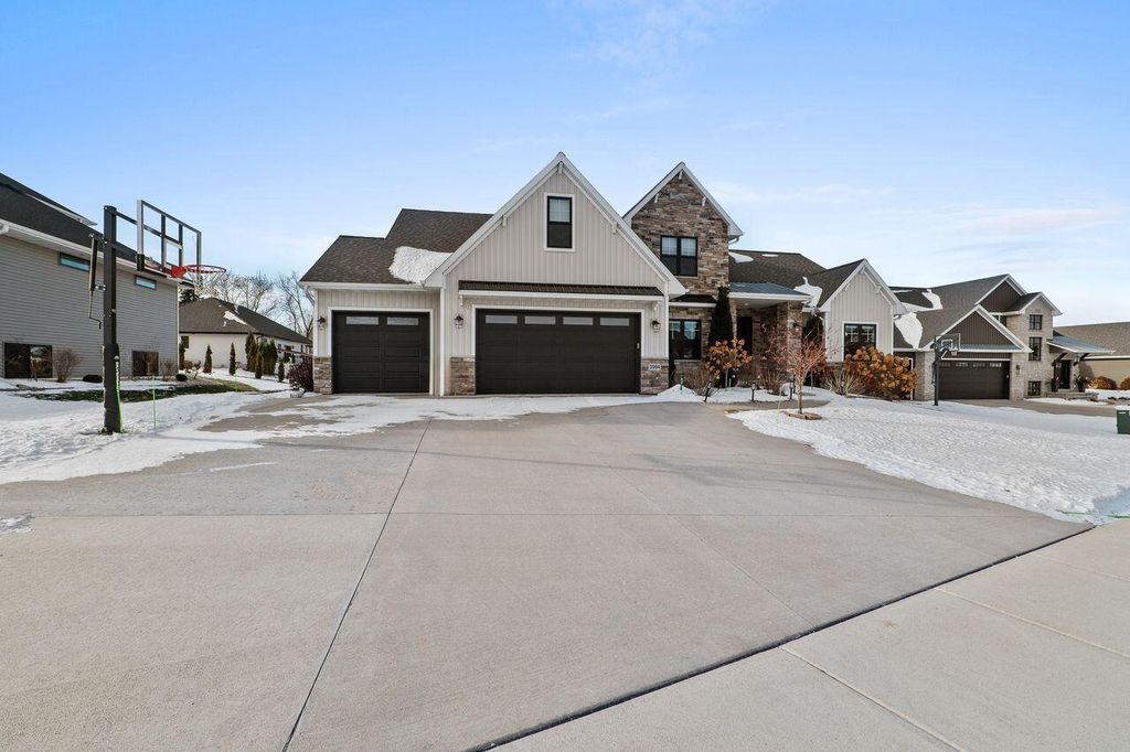 Photo of 3984 Dollar LANE, De Pere, WI 54115 (MLS # 1945751)