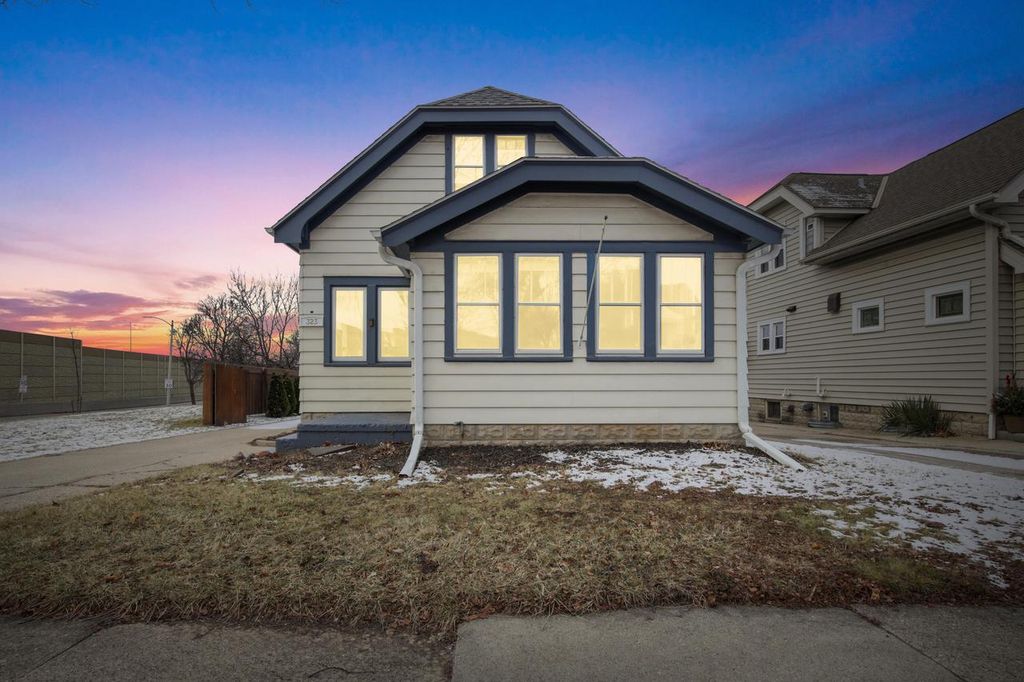 Photo of 323 S 78th STREET, Milwaukee, WI 53214 (MLS # 1947277)