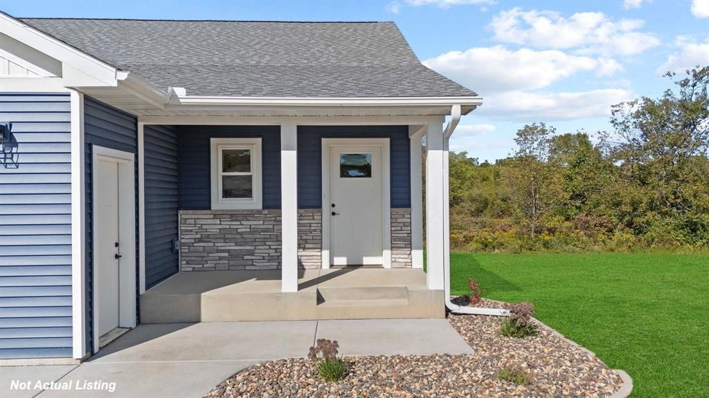 Photo of 415 Finvold STREET, Woodville, WI 54028 (MLS # 1601153)