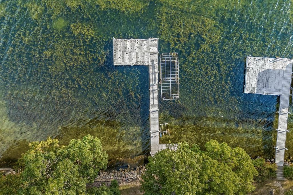 Photo of 2810 Willow Point DRIVE, Delavan, WI 53115 (MLS # 1938326)