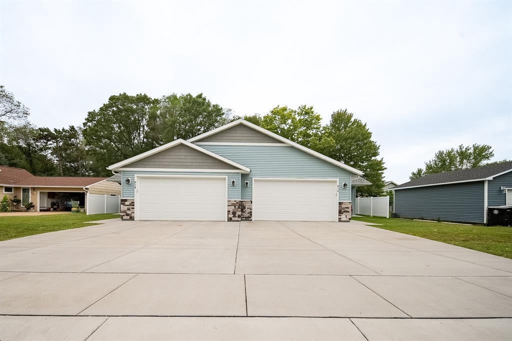 Photo of 816 10th STREET #1-2, Altoona, WI 54720 (MLS # 1605159)