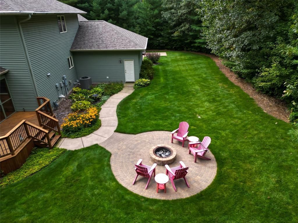 Photo of E4400 Pinewood CIRCLE, Eleva, WI 54738 (MLS # 1600346)